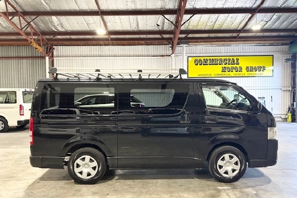 Hiace High Roof 4WD – The Ultimate Toyota Campervan & Off-Road Touring Van