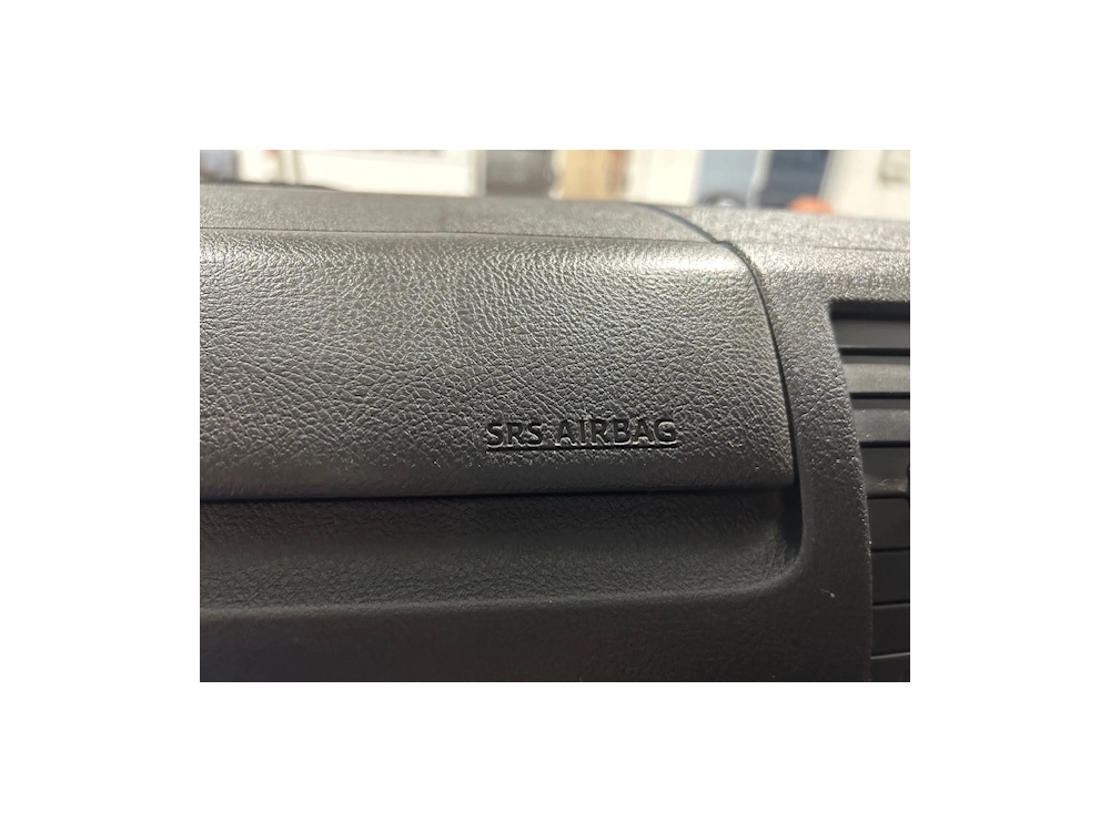 2016 Toyota Hiace LWB **10 SEATERS**