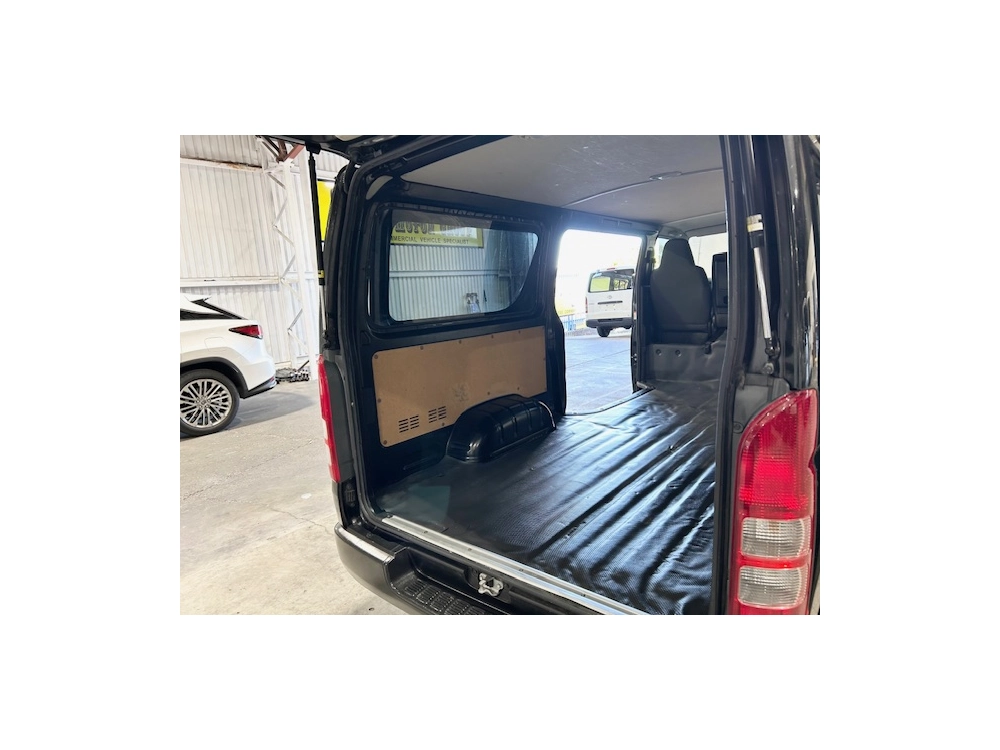 2020 Toyota Hiace === Heavy Duty ROOFRACK ===