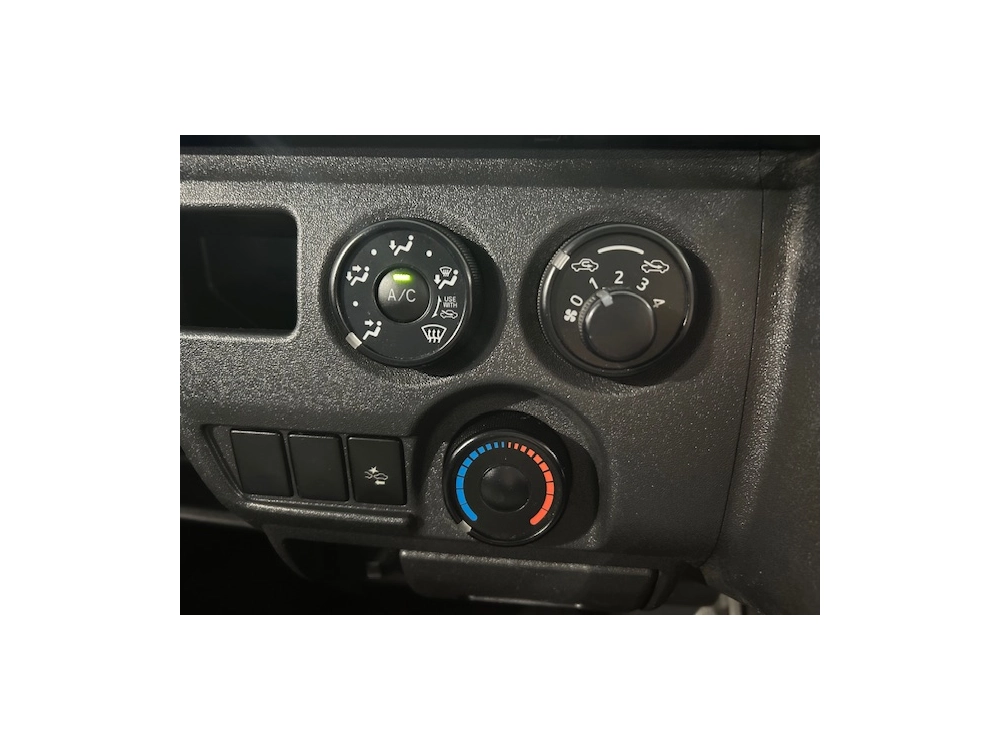 2020 Toyota Hiace === Heavy Duty ROOFRACK ===