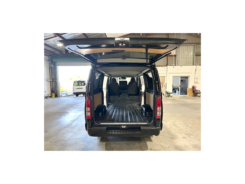 2020 Toyota Hiace === Heavy Duty ROOFRACK ===