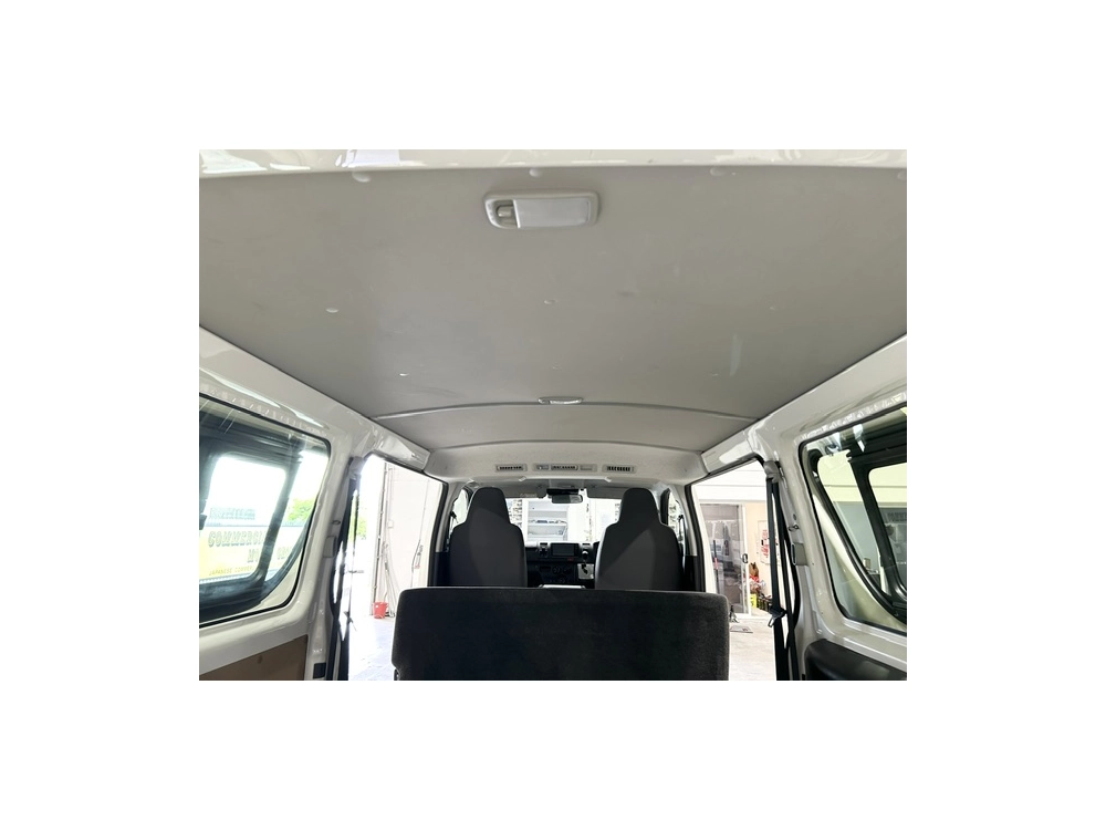 2021 Toyota Hiace Facelift Model =4X4= Rear Aircon! Dual Airbags! 