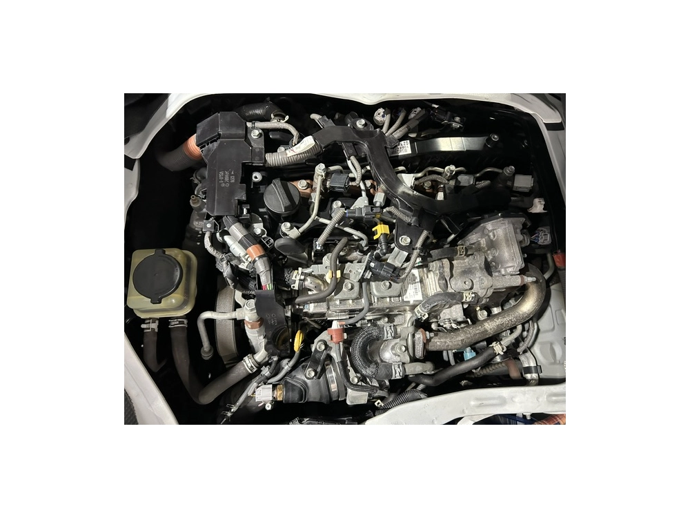 2021 Toyota Hiace Facelift Model =4X4= Rear Aircon! Dual Airbags! 