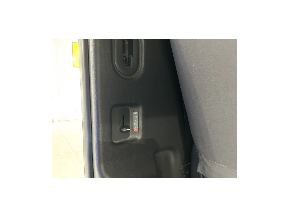 2021 Toyota Hiace Facelift Model =4X4= Rear Aircon! Dual Airbags! 