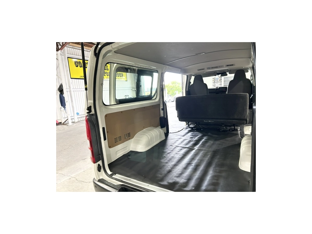 2021 Toyota Hiace Facelift Model =4X4= Rear Aircon! Dual Airbags! 