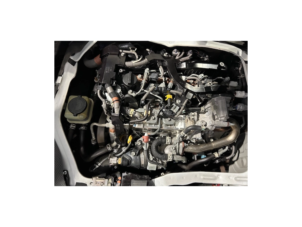 2021 Toyota Hiace FACELIFT- 6SEATS - 4WD - Coming Soon -