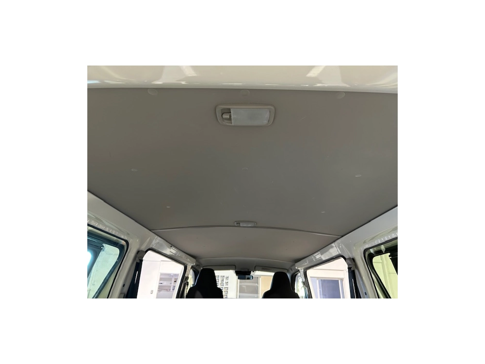 2019 Toyota Hiace 6 SEATERS 100km Only