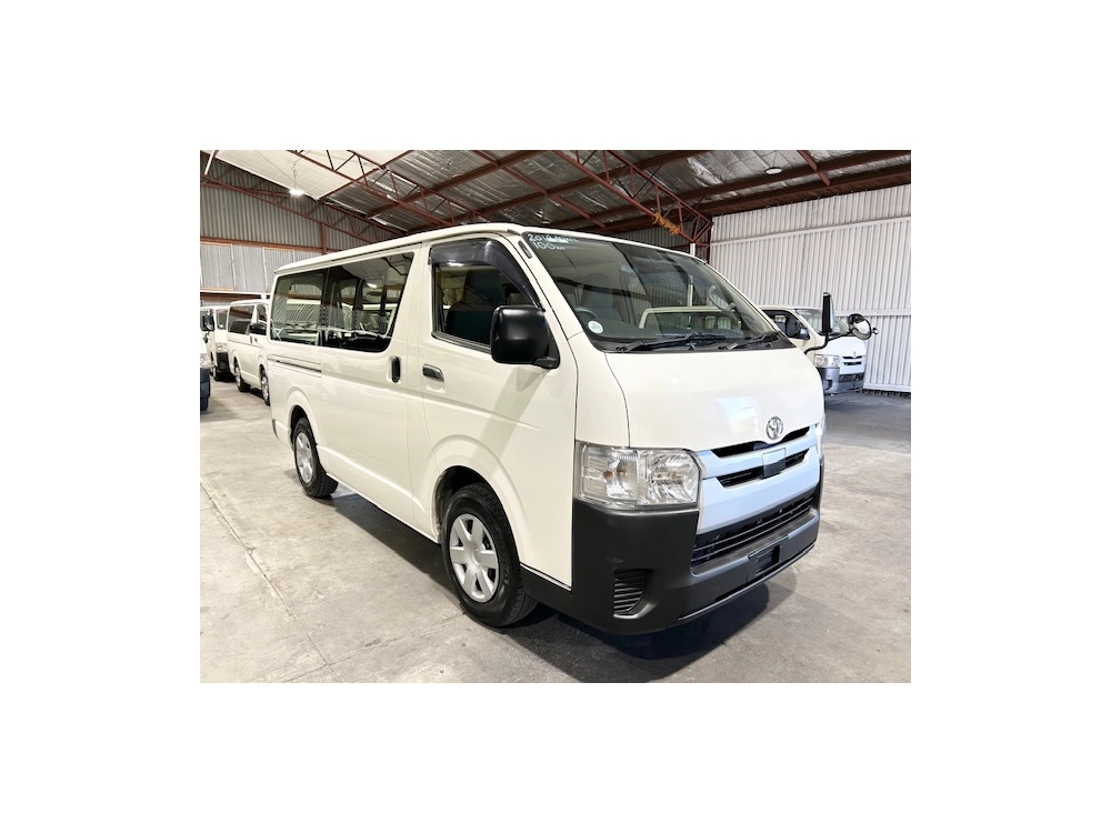 2019 Toyota Hiace 6 SEATERS 100km Only