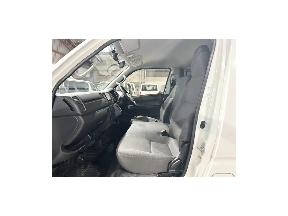 2019 Toyota Hiace =4X4= Rear Aircon!! 3/6/9 Seaters