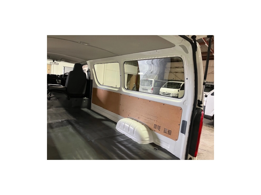 2018 Toyota Hiace LWB ++ Rare 4WD ++ **$4500 REDUCED** 
