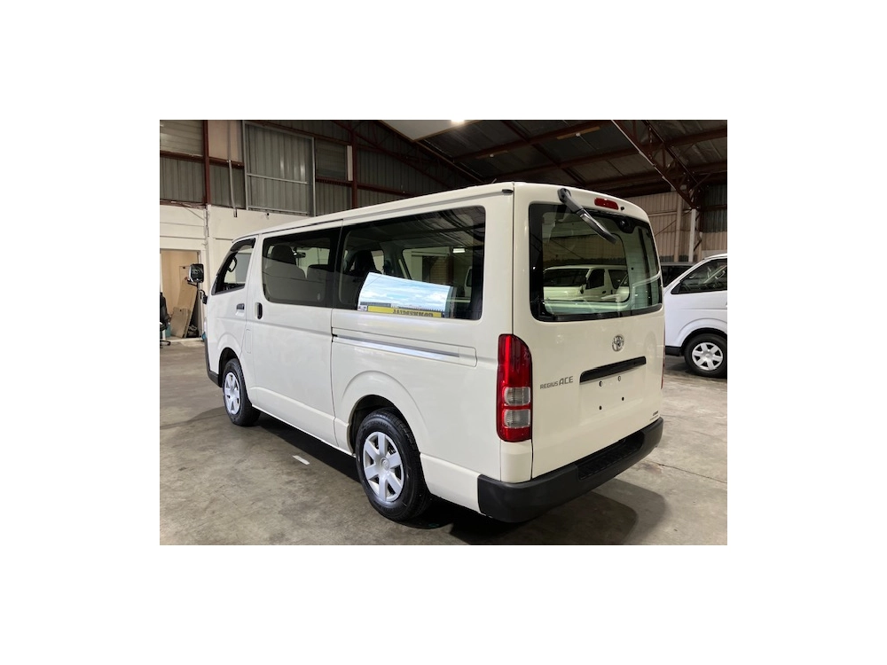 2018 Toyota Hiace LWB ++ Rare 4WD ++ **$4500 REDUCED** 