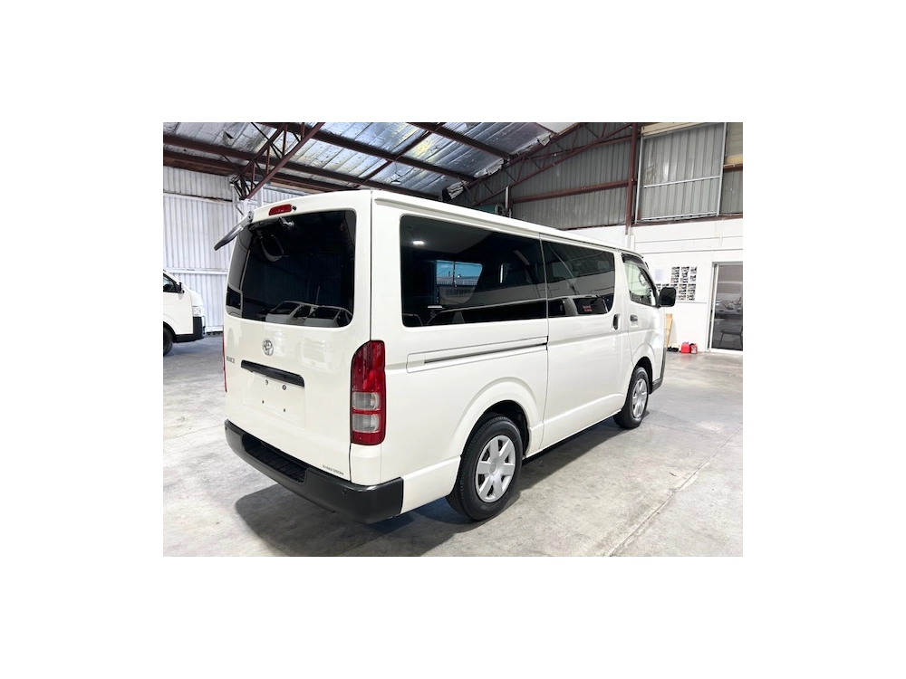 2016 Toyota Hiace *ONLY 103kms* FINANCIAL YEAR SALE $4200 REDUCED$