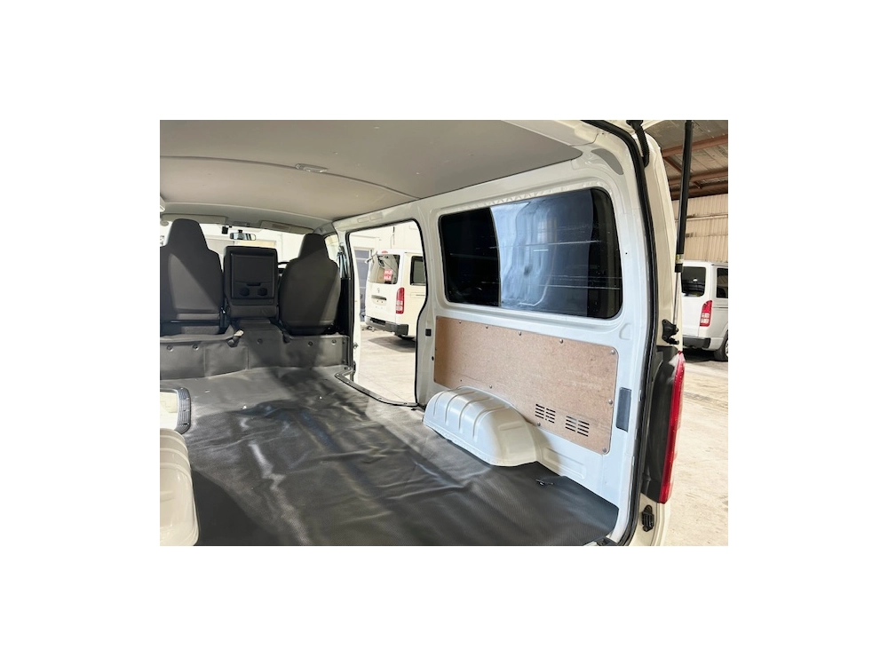 2016 Toyota Hiace *ONLY 103kms* FINANCIAL YEAR SALE $4200 REDUCED$