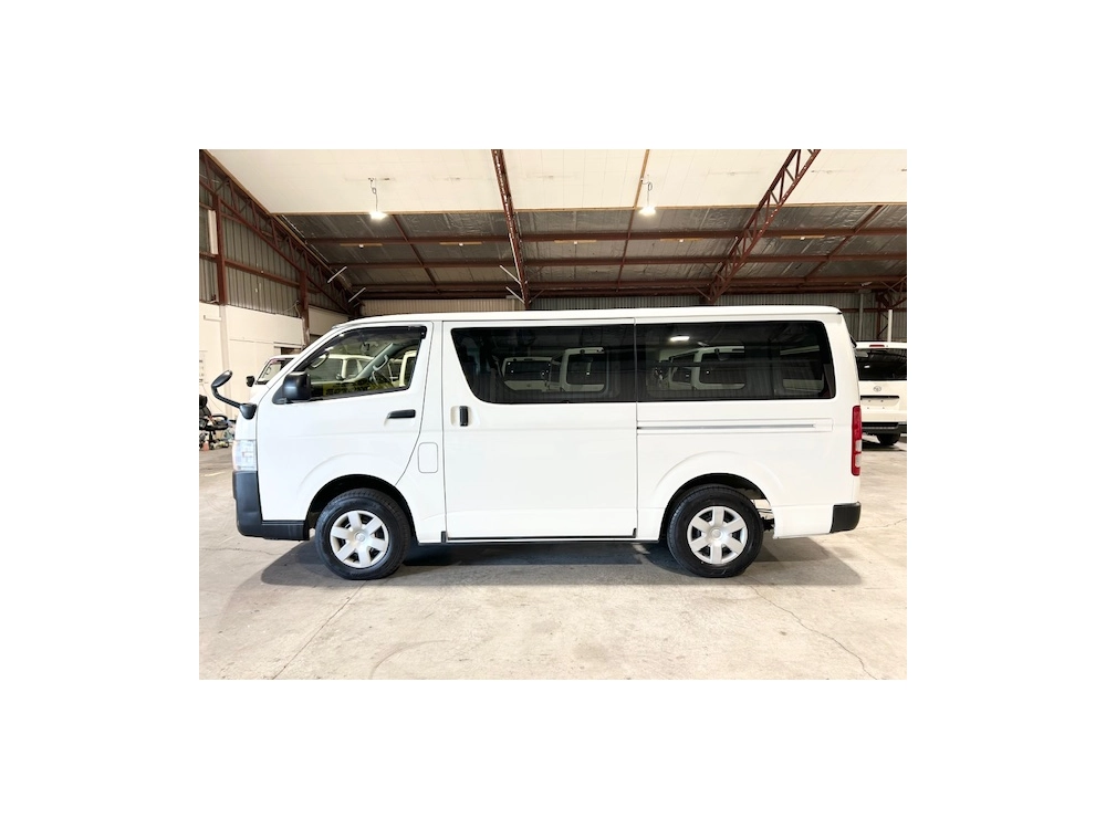 2021 Toyota Hiace Latest Facelift Model =4X4= Super Low 103km 