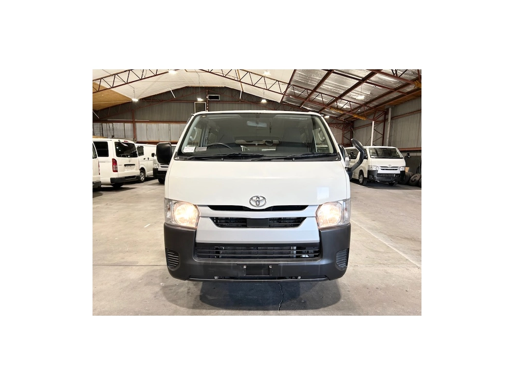 2021 Toyota Hiace Latest Facelift Model =4X4= Super Low 103km 