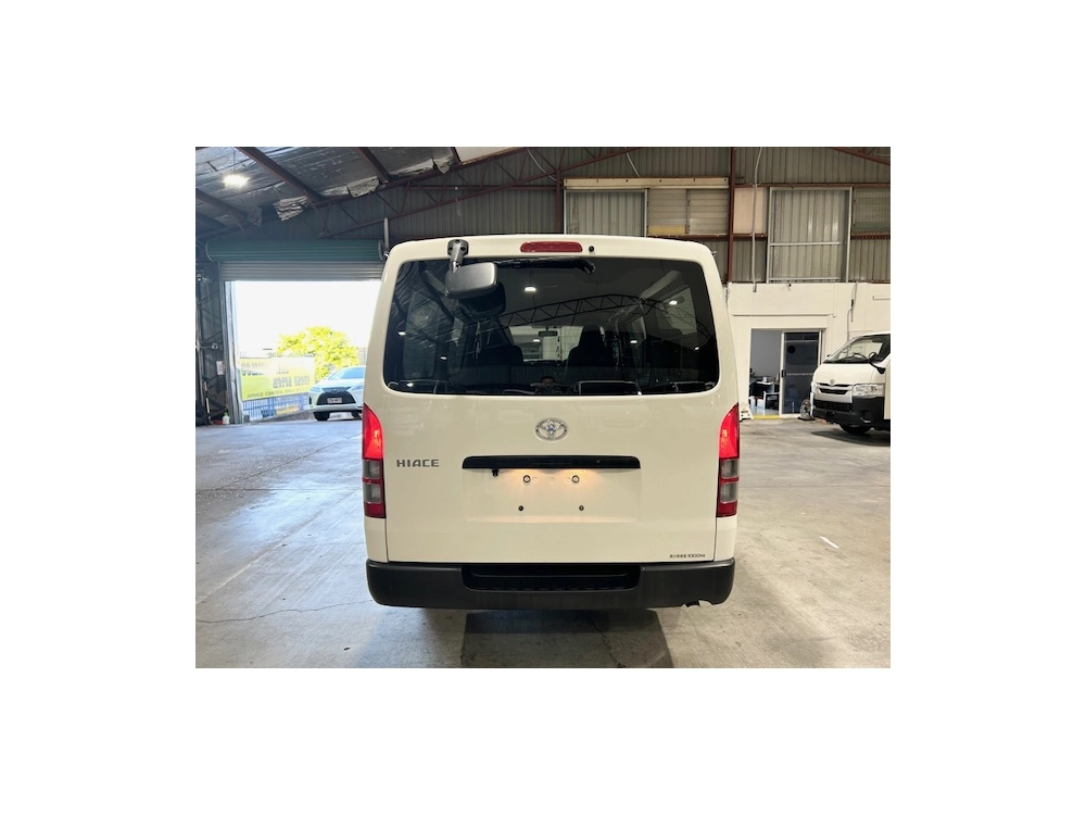 2021 Toyota Hiace Latest Facelift Model =4X4= Super Low 103km 