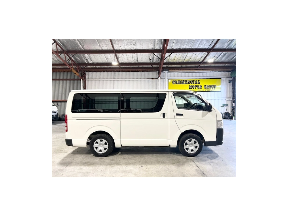 2021 Toyota Hiace Latest Facelift Model =4X4= Super Low 103km 