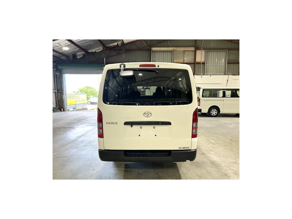 2019 Toyota Hiace =4x4= 6 or 9 Seaters