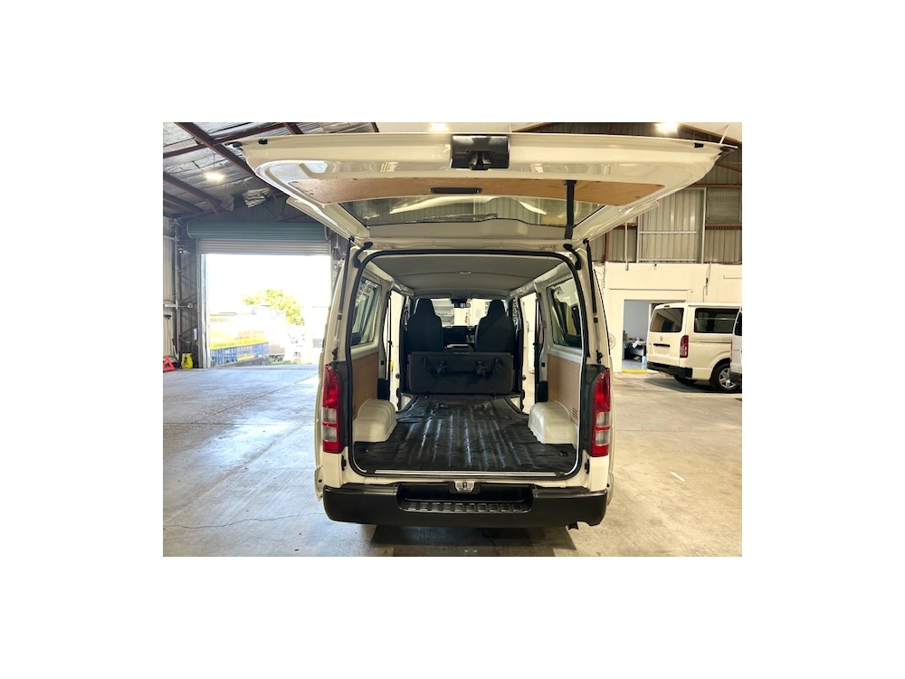 2019 Toyota Hiace == Only 103kms ==