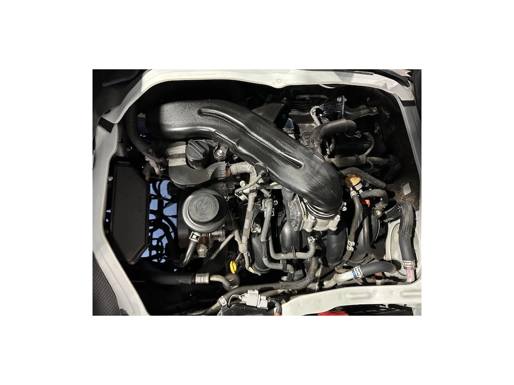 2019 Toyota Hiace == Only 103kms ==