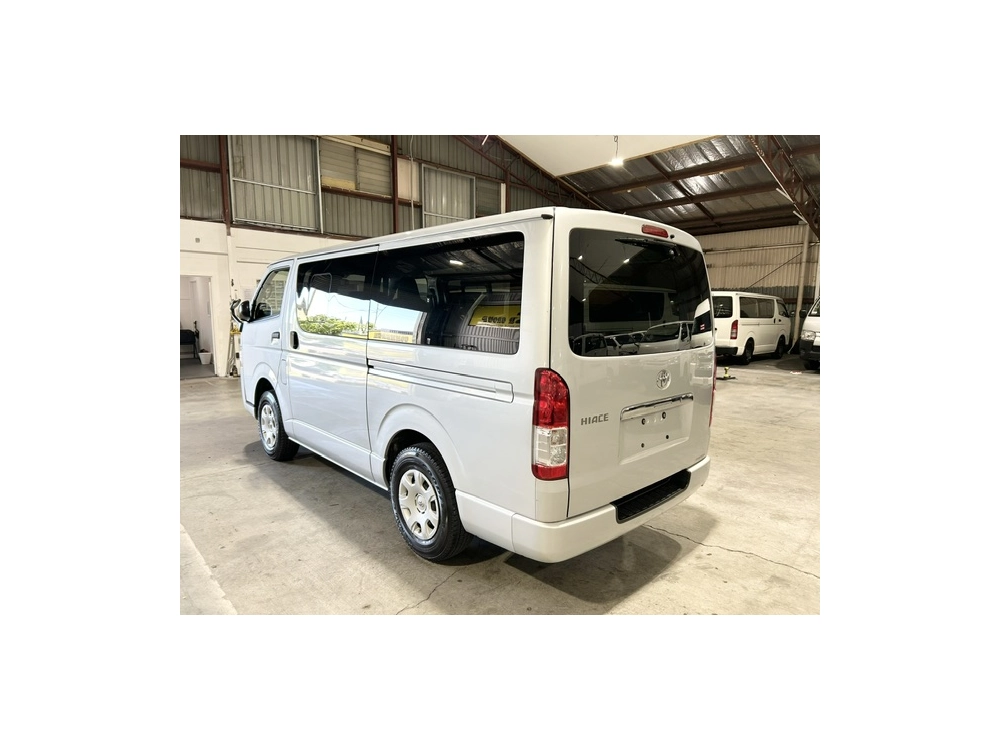 2020 Toyota Hiace =4X4= Luxury GL Package_$1000 Discounted for Fuel