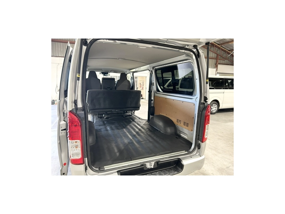 2020 Toyota Hiace =4X4= Luxury GL Package_$1000 Discounted for Fuel