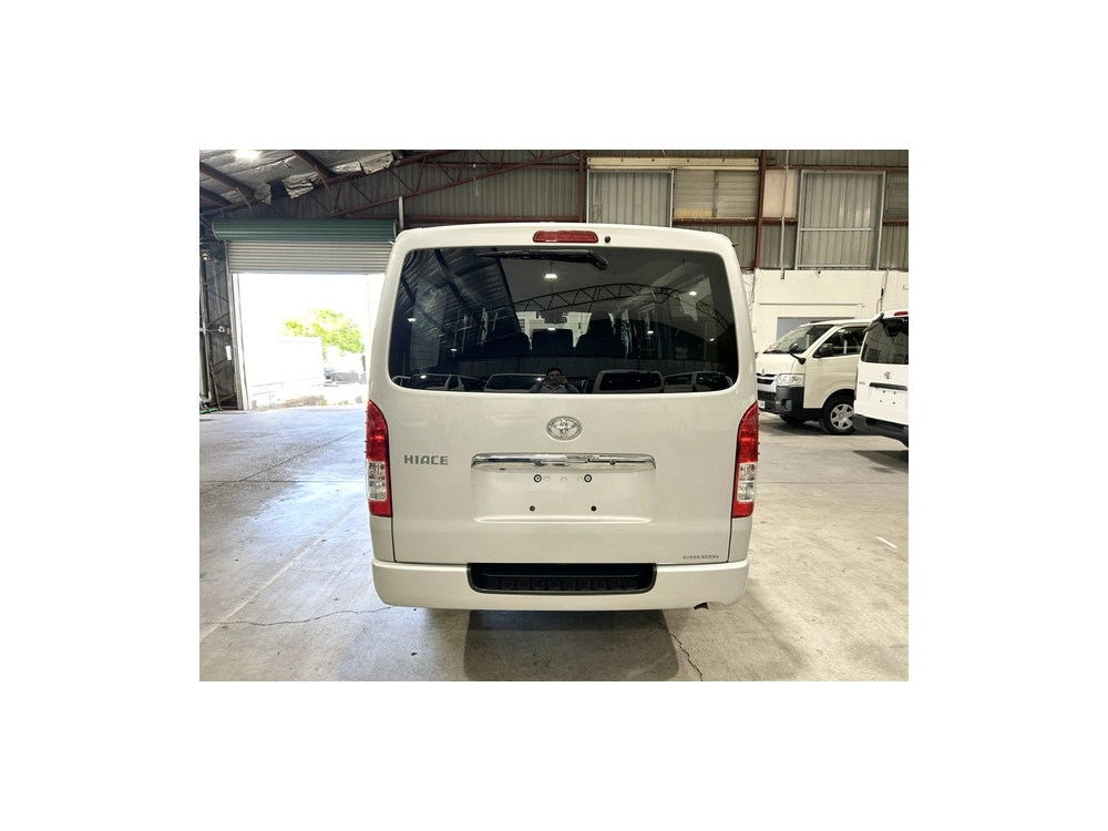 2020 Toyota Hiace =4X4= Luxury GL Package_$1000 Discounted for Fuel