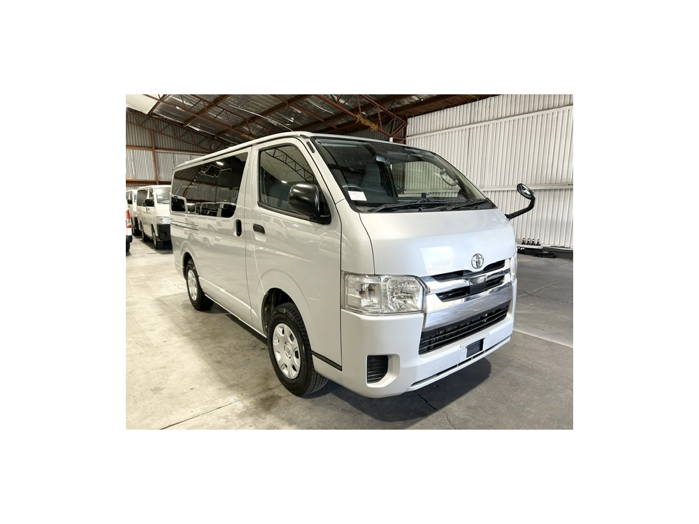 2020 Toyota Hiace =4X4= Luxury GL Package_$1000 Discounted for Fuel