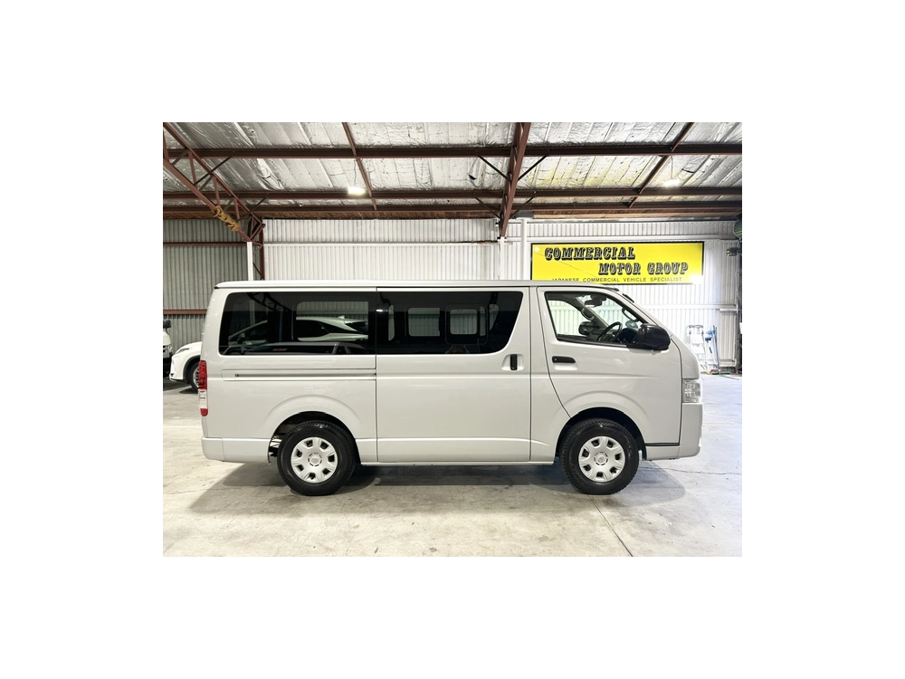 2020 Toyota Hiace =4X4= Luxury GL Package_$1000 Discounted for Fuel