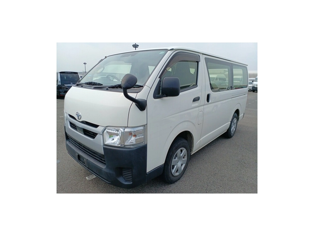 2021 Toyota Hiace 4x4 DIESEL TURBO