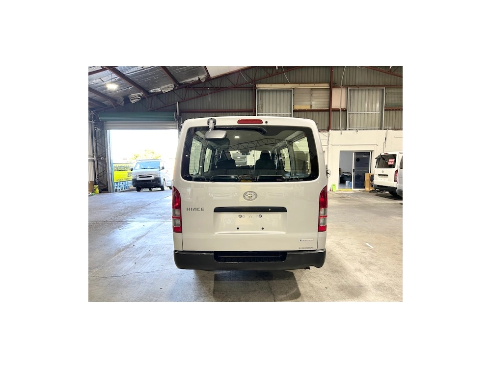 2019 Toyota Hiace ==FULL TIME 4WD - ONLY 117km==