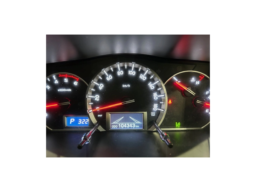 2019 Toyota Hiace == Super Low 104km == *** 4WD 4WD 4WD ***