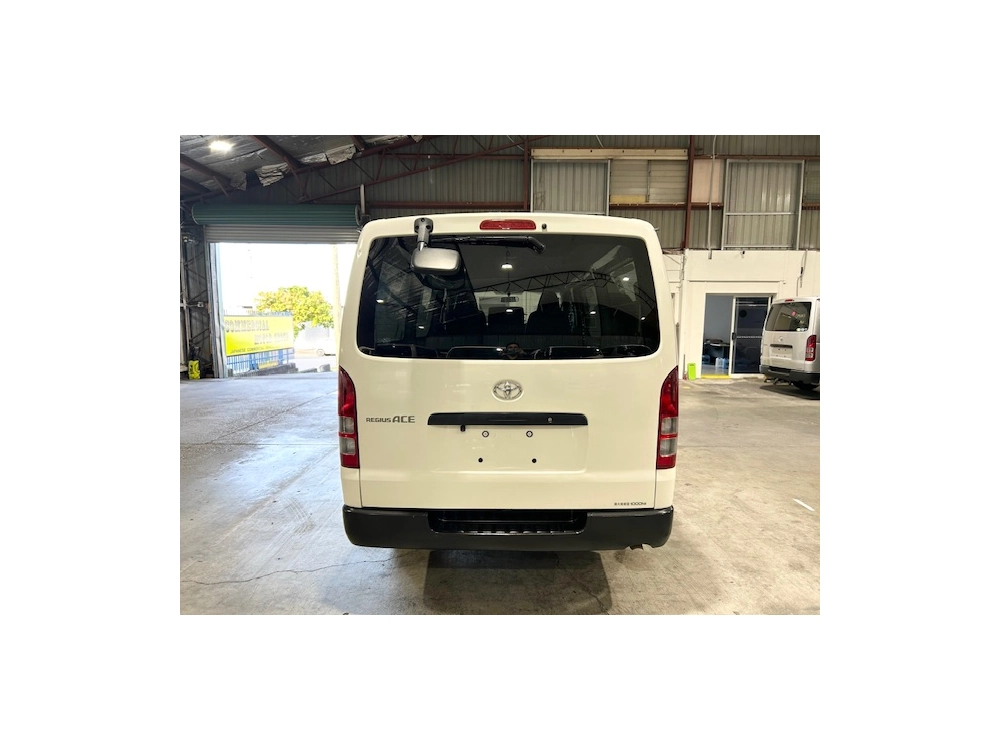 2020 Toyota Hiace ==4x4 4x4 4x4== Super Low 105kms