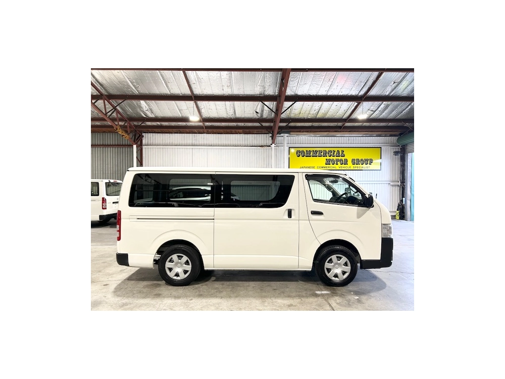 2020 Toyota Hiace ==4x4 4x4 4x4== Super Low 105kms