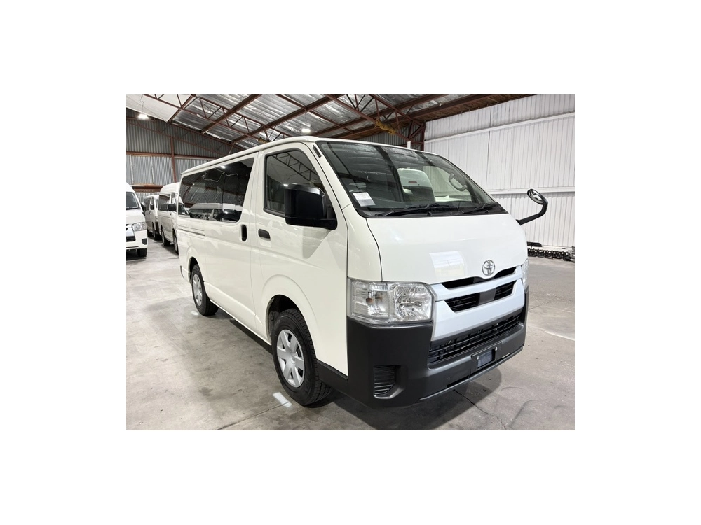 2022 Toyota Hiace 4X4 FACELIFT MODEL / 6 SEATER!!