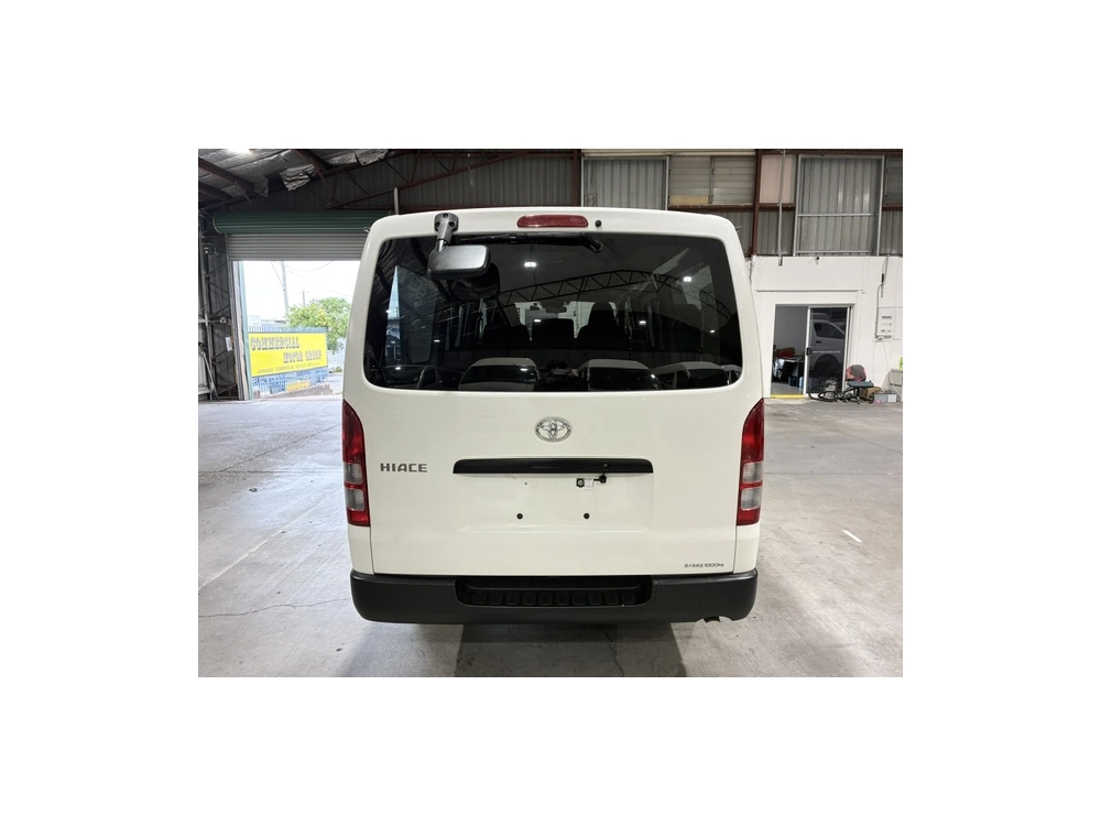2022 Toyota Hiace 4X4 FACELIFT MODEL / 6 SEATER!!
