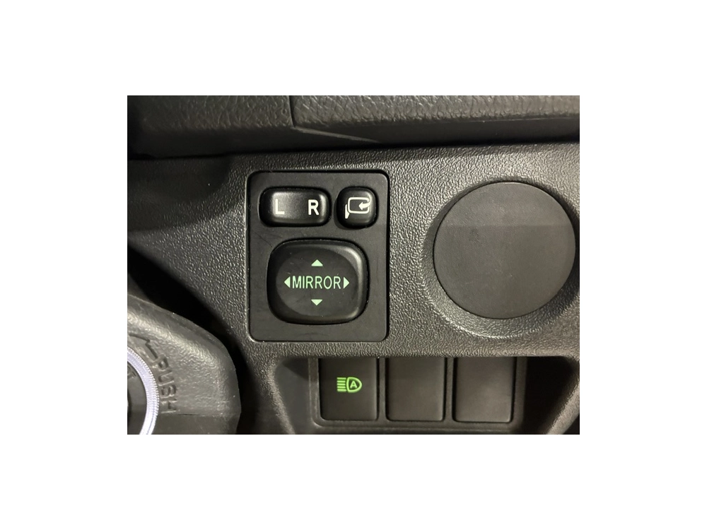 2022 Toyota Hiace 4X4 FACELIFT MODEL / 6 SEATER!!