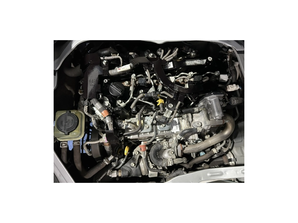 2021 Toyota Hiace Facelift Model =2WD= 6 Seaters_Rear Aircon