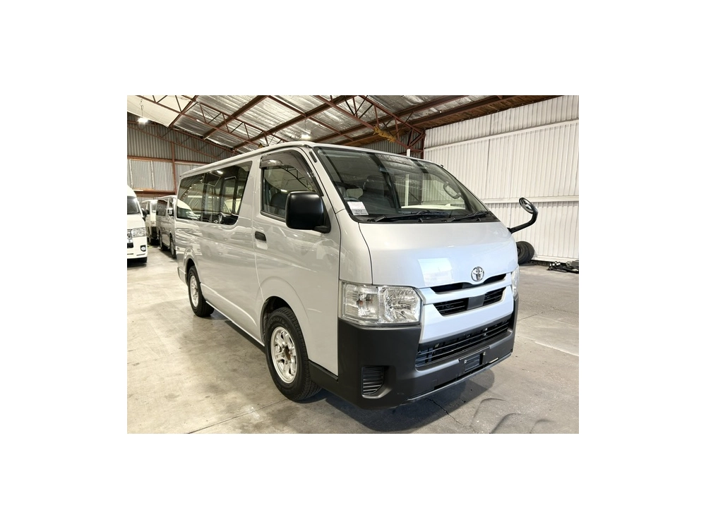 2021 Toyota Hiace Facelift Model =2WD= 6 Seaters_Rear Aircon