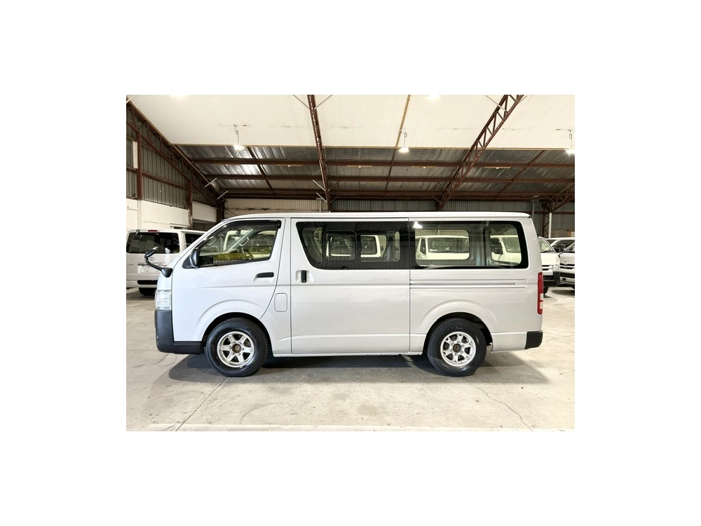 2021 Toyota Hiace Facelift Model =2WD= 6 Seaters_Rear Aircon