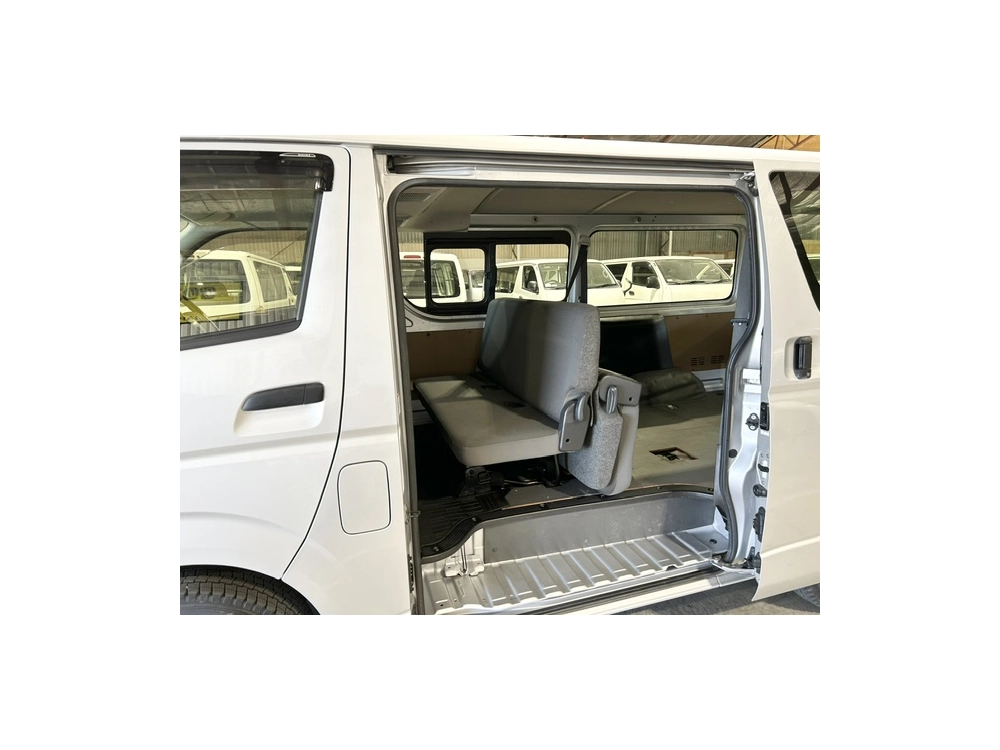 2021 Toyota Hiace Facelift Model =2WD= 6 Seaters_Rear Aircon