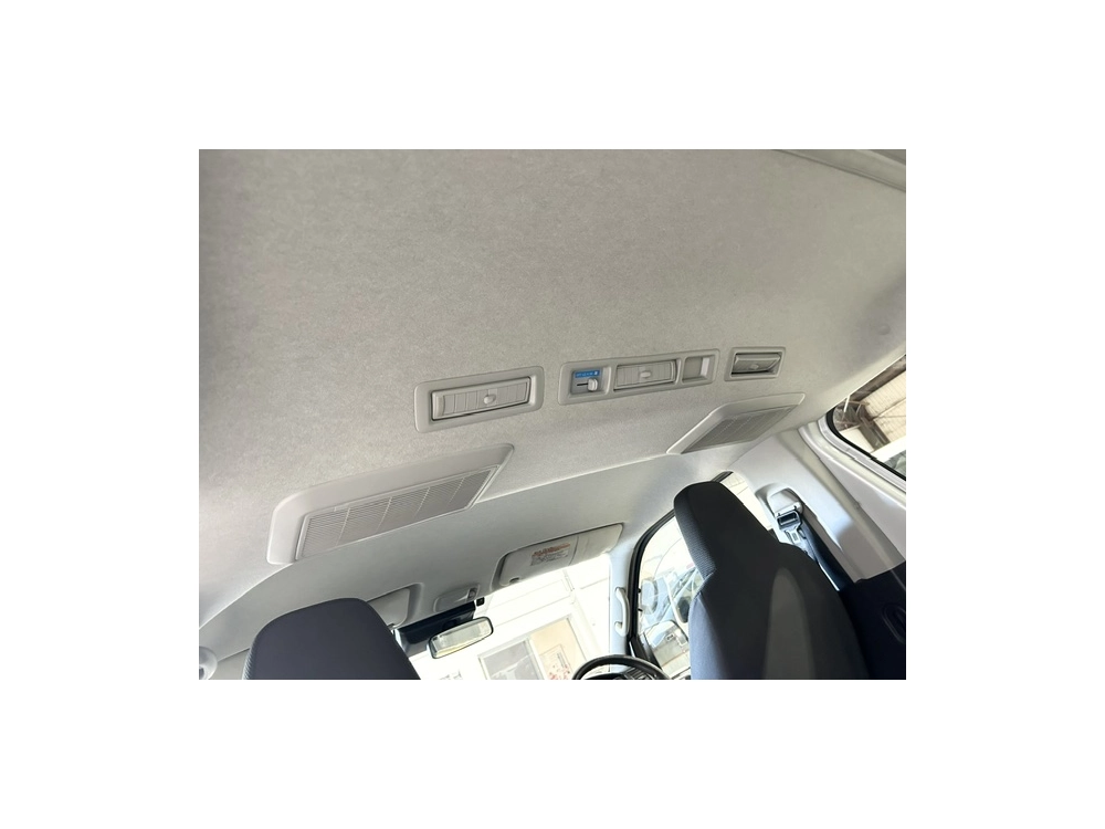 2021 Toyota Hiace Facelift Model =2WD= 6 Seaters_Rear Aircon