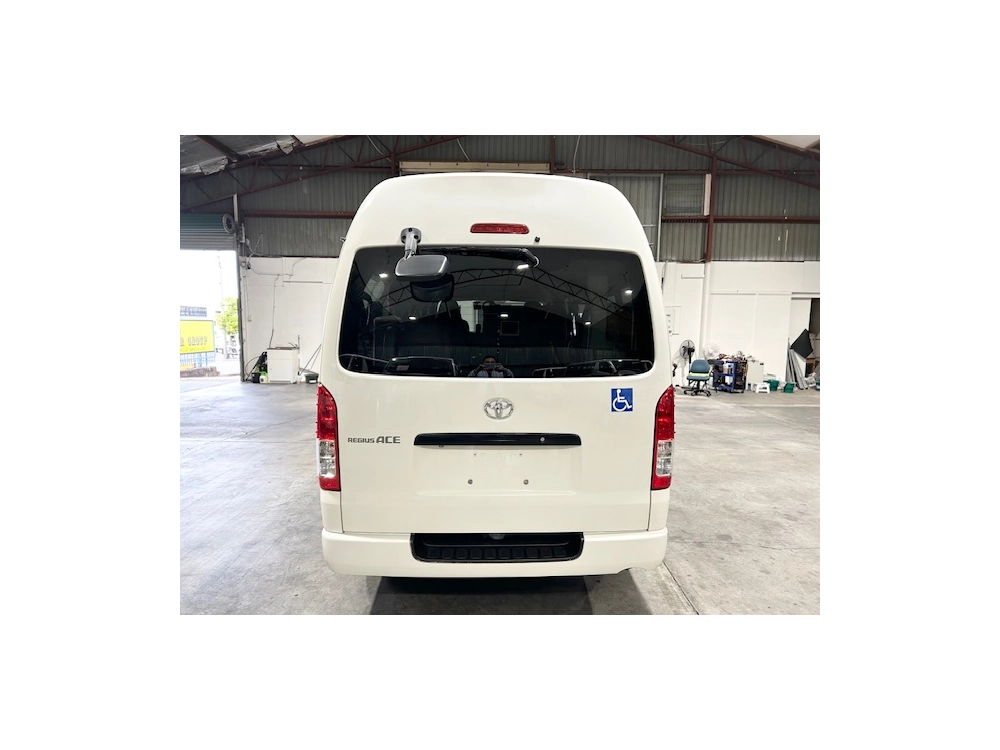 2017 Toyota Hiace HIGHROOF * FINANCIAL YEAR SALE* $5000 REDUCED$