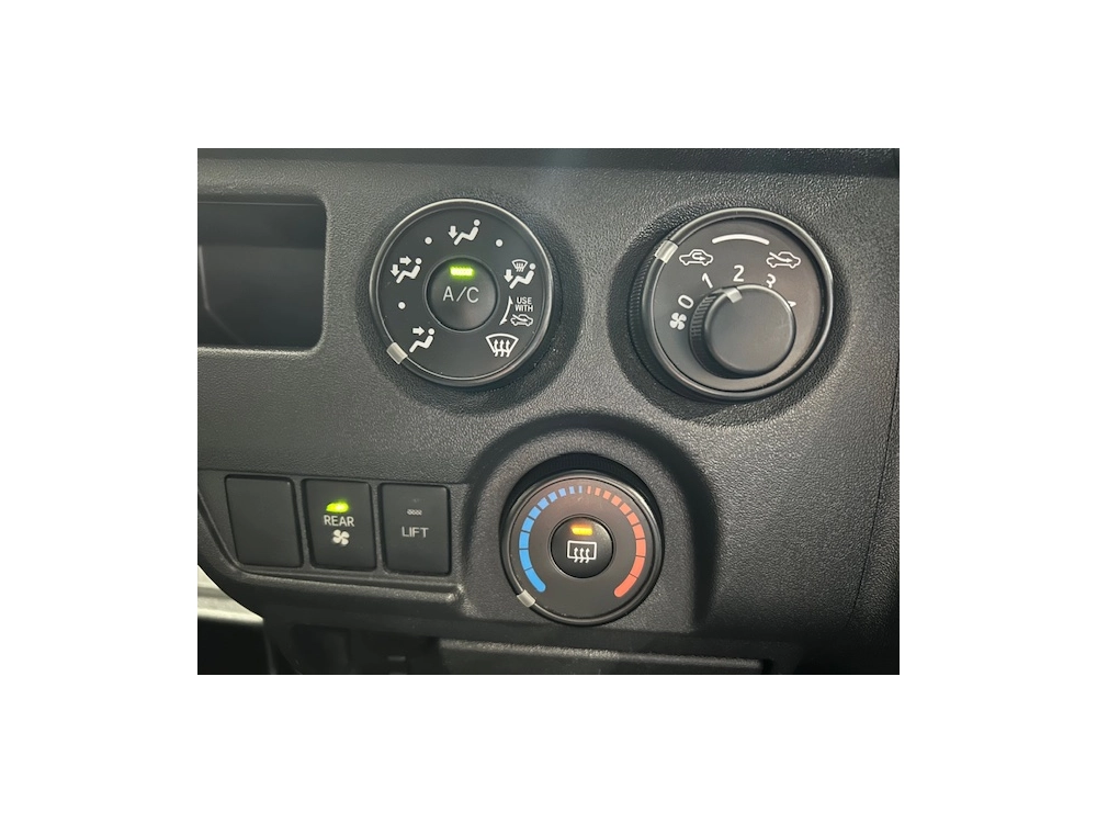 2017 Toyota Hiace HIGHROOF * FINANCIAL YEAR SALE* $5000 REDUCED$