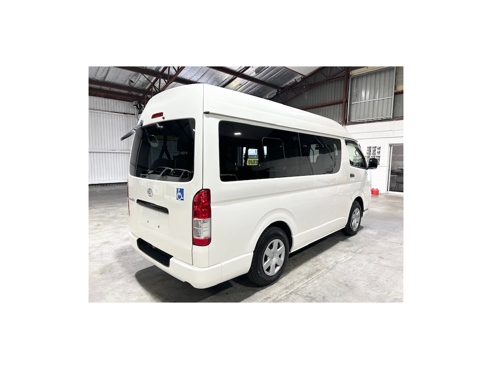 2017 Toyota Hiace HIGHROOF * FINANCIAL YEAR SALE* $5000 REDUCED$