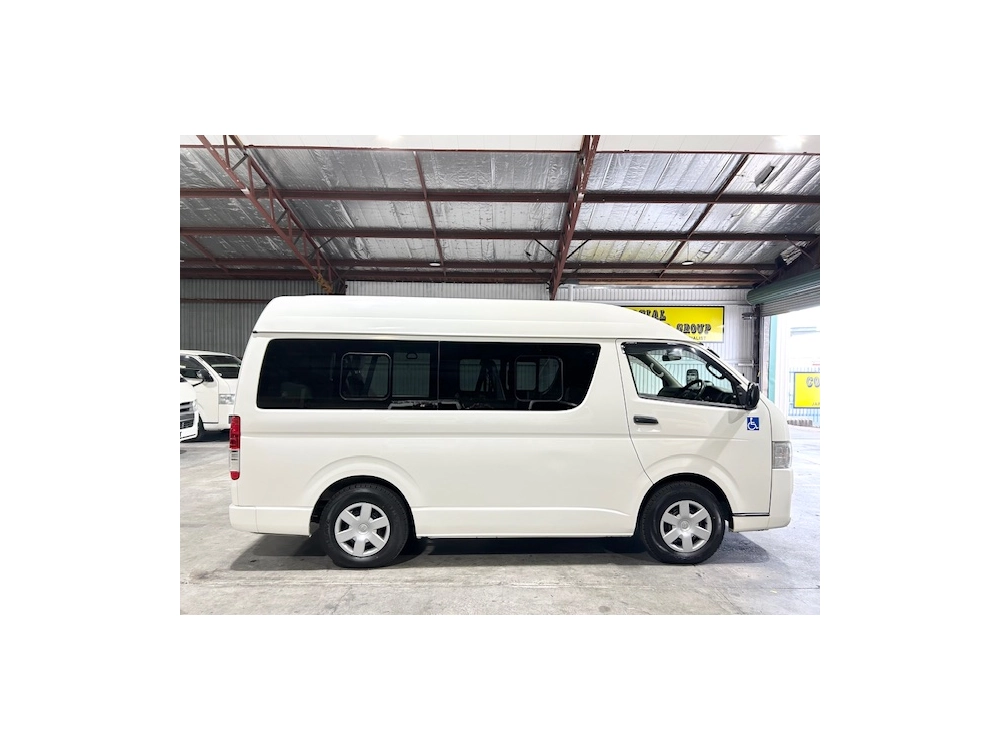 2017 Toyota Hiace HIGHROOF * FINANCIAL YEAR SALE* $5000 REDUCED$
