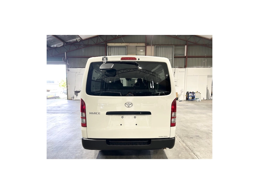 2018 Toyota Hiace LWB ***$4100 REDUCED*** 6 SEATERS / TIMBER FLOOR!