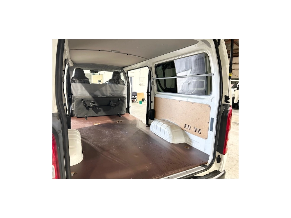 2018 Toyota Hiace LWB ***$4100 REDUCED*** 6 SEATERS / TIMBER FLOOR!