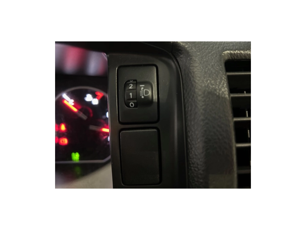 2018 Toyota Hiace LWB ***$4100 REDUCED*** 6 SEATERS / TIMBER FLOOR!