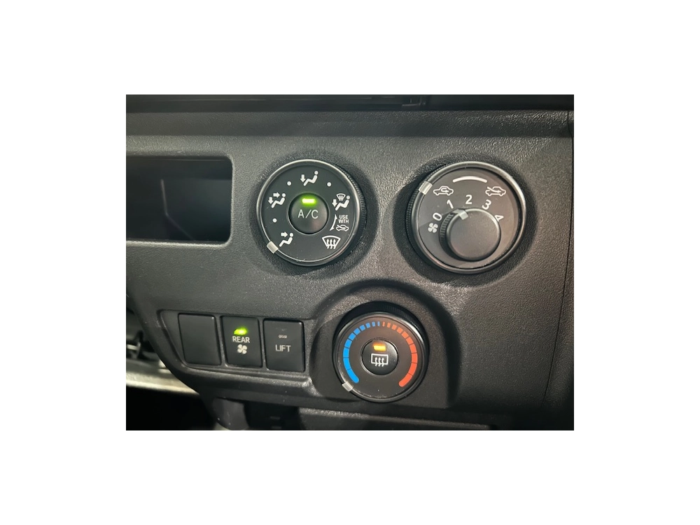 2017 Toyota Hiace *HIGHROOF* FINANCIAL YEAR SALE $5000 REDUCED$$